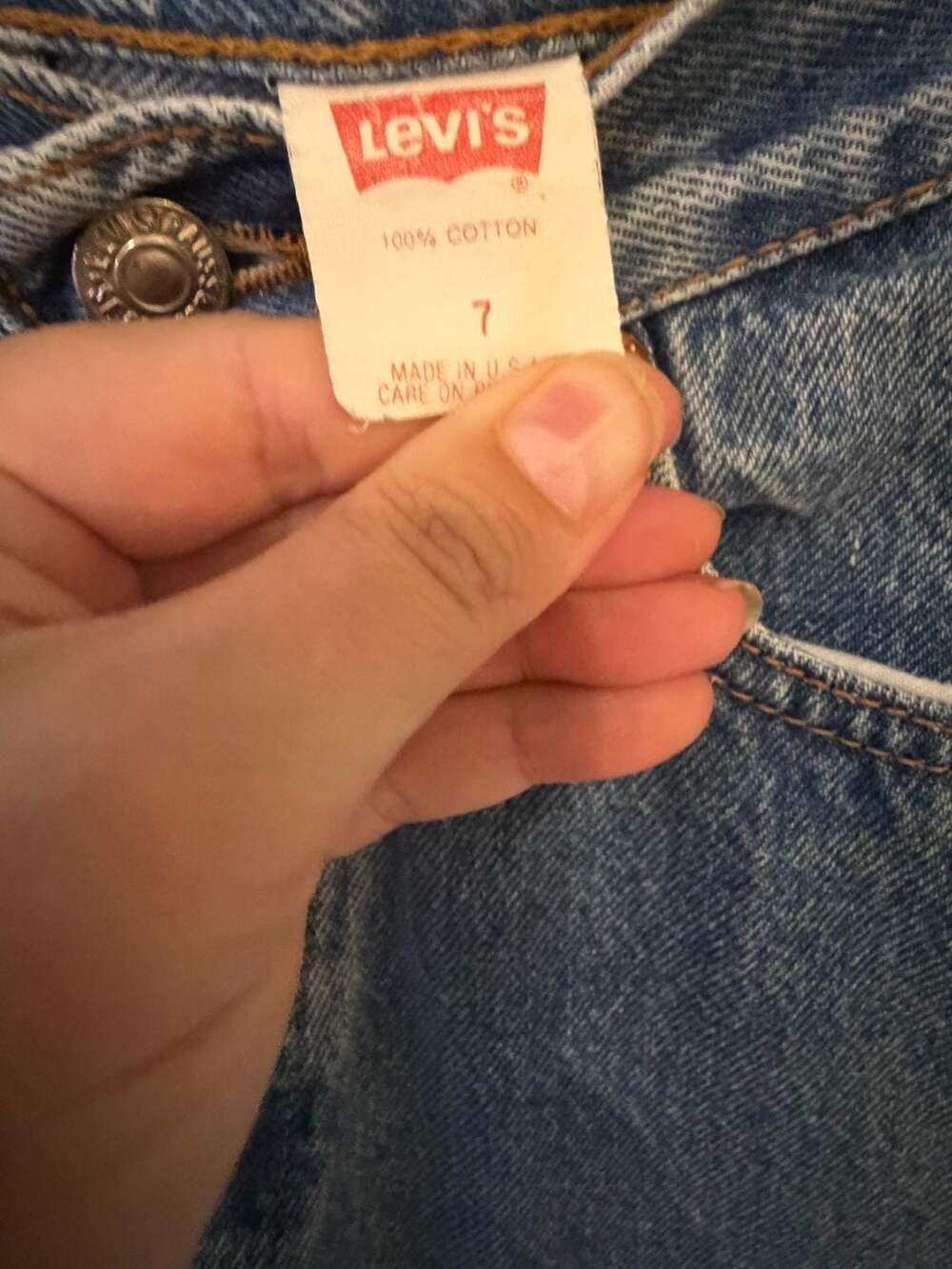 Vintage Levi's Women's High Rise Button Fly Light Wash Jeans Made in USA Size 7 - Picture 3 of 4